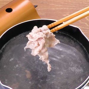 「豚しゃぶのゆで方と冷やし方」のレシピ動画
