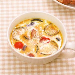 「なすとソーセージのスパイシースープ」のレシピ動画