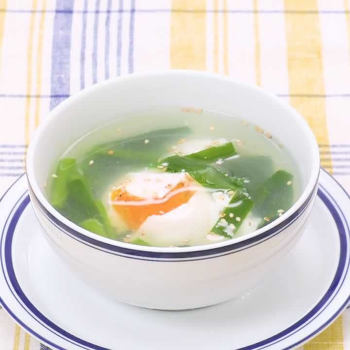 ニラと落とし卵の簡単スープ