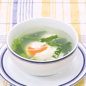 「ニラと落とし卵の簡単スープ」のレシピ動画