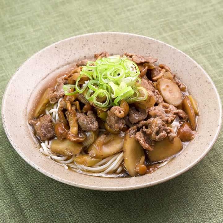 牛肉とごぼうのなめこそば