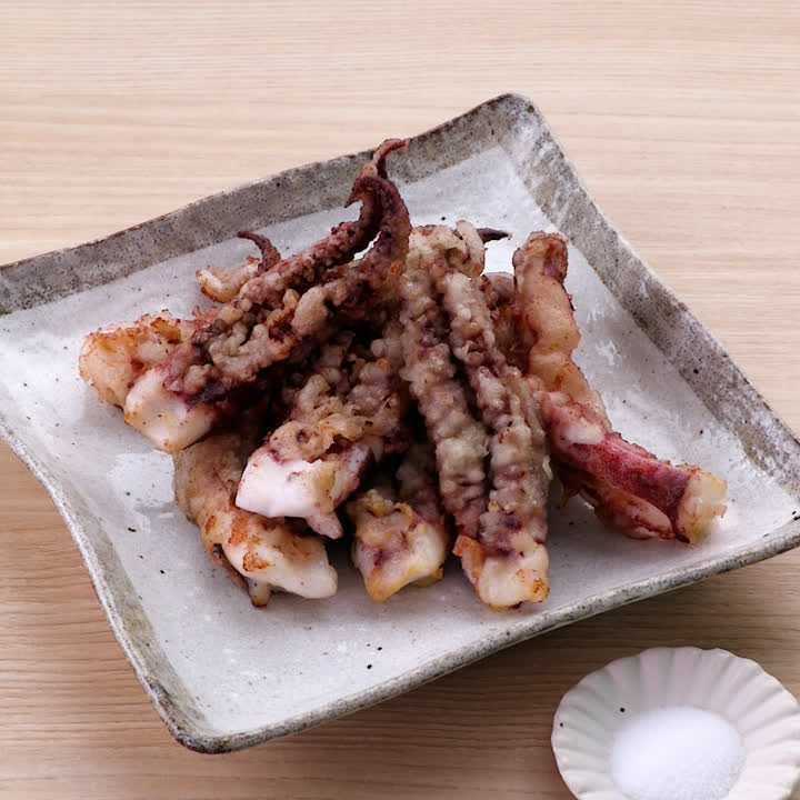 おつまみにぴったり♪ イカのげそ天のレシピ動画・作り方 | DELISH KITCHEN