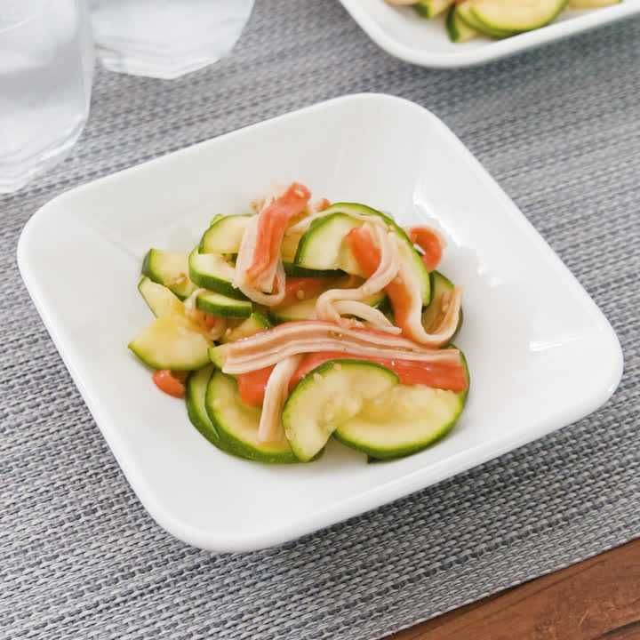 ズッキーニとかにかまぼこの中華あえ