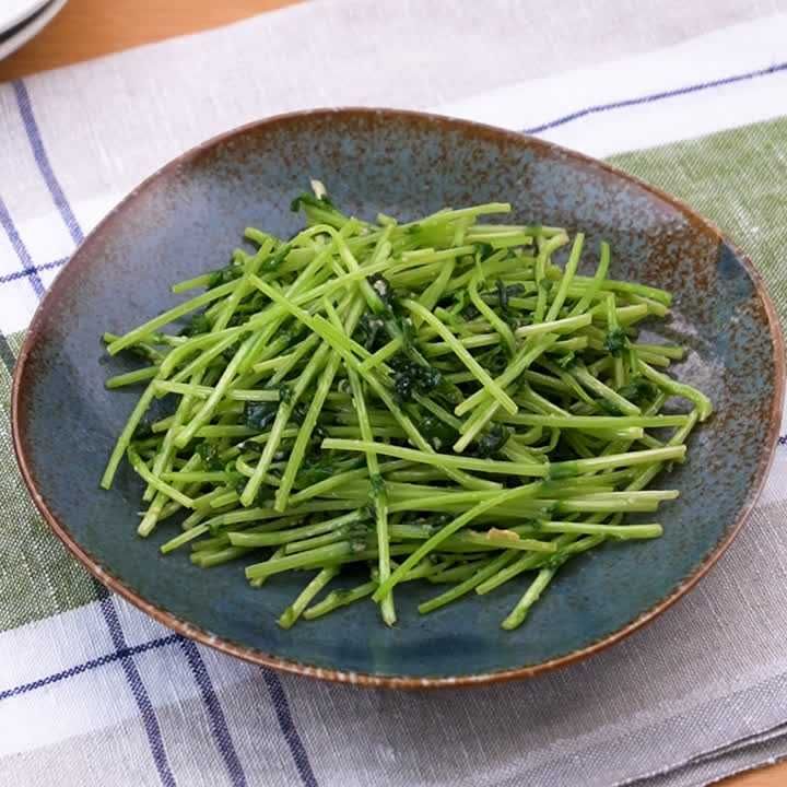 豆苗のみそバター炒め