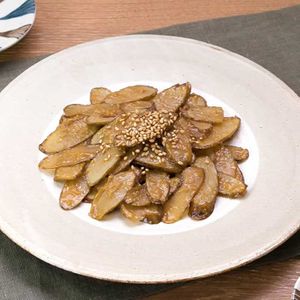 「ごぼうのみそバター炒め」のレシピ動画