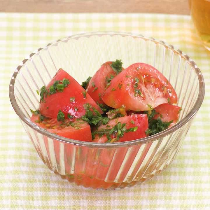 大葉とトマトのマリネ