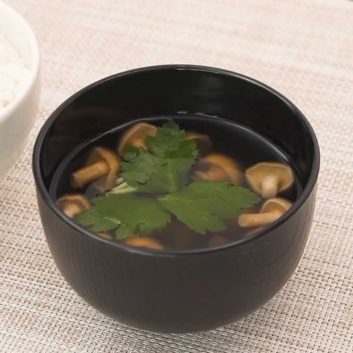 なめこのすまし汁