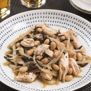 「大豆ともやしと蒸し鶏のポン酢和え」のレシピ動画