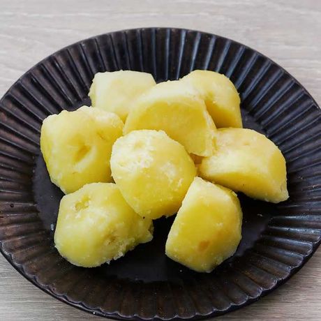 料理の基本 じゃがいもの茹で方のレシピ動画 作り方 Delish Kitchen