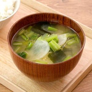 「かぶとわかめの味噌汁」のレシピ動画