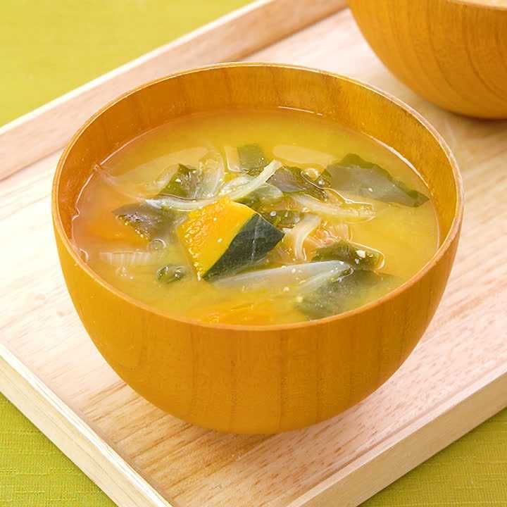 かぼちゃと玉ねぎの味噌汁