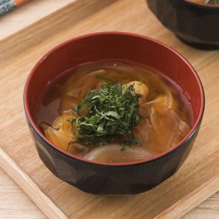 大葉のせ味噌汁