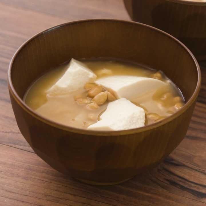 納豆と豆腐の味噌汁