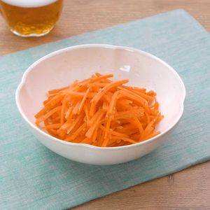 「にんじんのめんつゆごまナムル」のレシピ動画