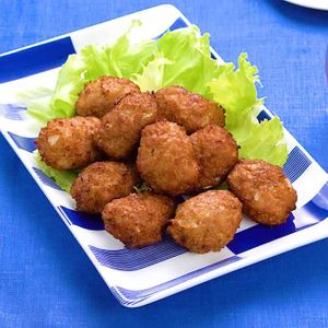 「玉ねぎと鶏ひき肉の落とし揚げ」のレシピ動画