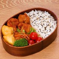 お弁当の詰め方のポイントとは？食材や容器別に解説！