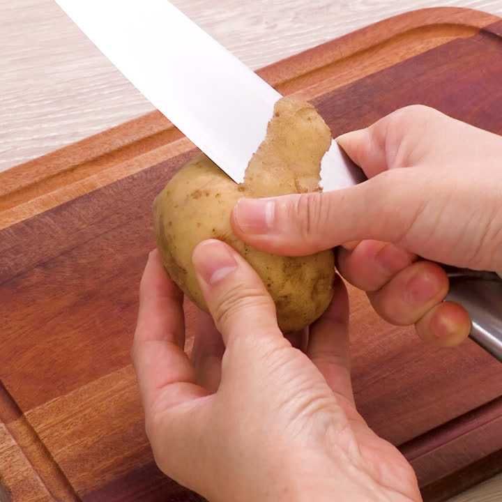 じゃがいもの皮のむき方