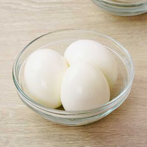 「ゆで卵のきれいな剥き方」のレシピ動画