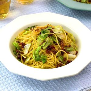 ドライトマトとキャベツのパスタ