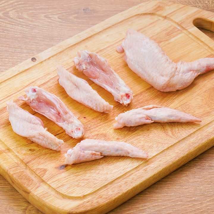 手羽先の切り分け方