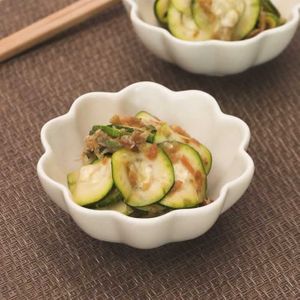 ズッキーニの梅おかかあえ