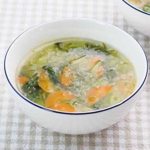 「にんじんとチンゲン菜のとろみスープ」のレシピ動画
