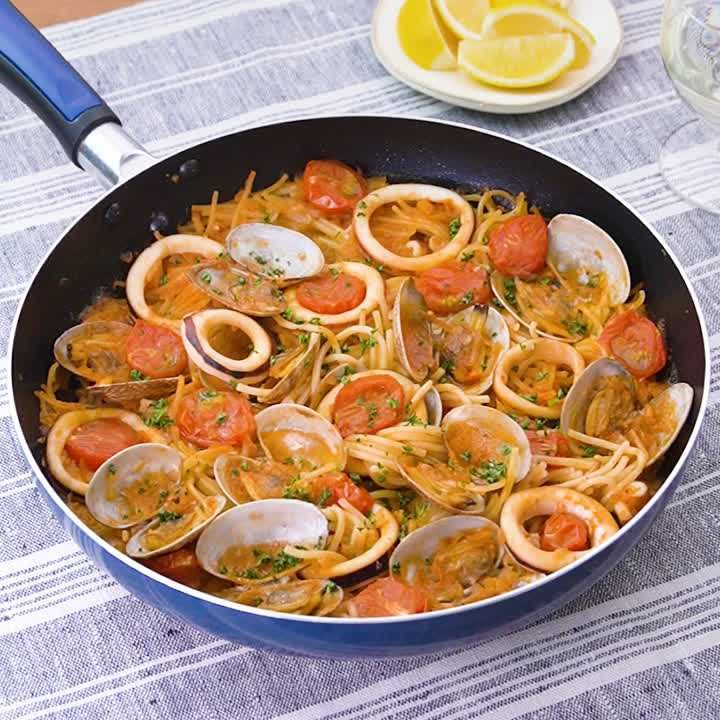 いかとあさりのパスタパエリア