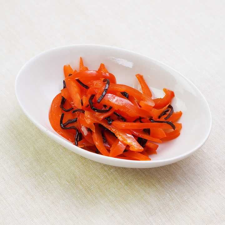 パプリカの塩昆布あえ