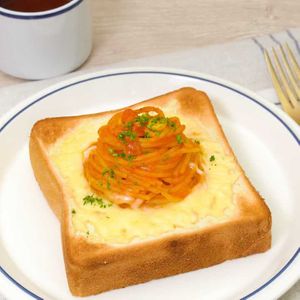 ナポリタンチーズトースト
