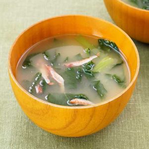「桜えびと小松菜の味噌汁」のレシピ動画