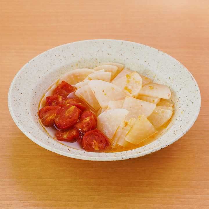 大根とミニトマトのレンジ蒸し