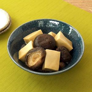 「干ししいたけと高野豆腐のレンジ含め煮」のレシピ動画