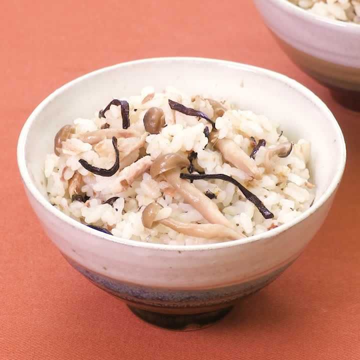 秋刀魚の梅こんぶ炊き込みごはん
