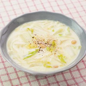「白菜の豆乳スープ」のレシピ動画
