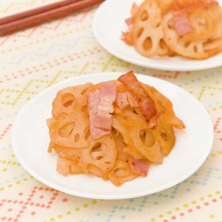 れんこんとベーコンのケチャップ炒め