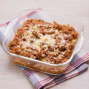 「じゃがいもとひき肉のグラタン風」のレシピ動画