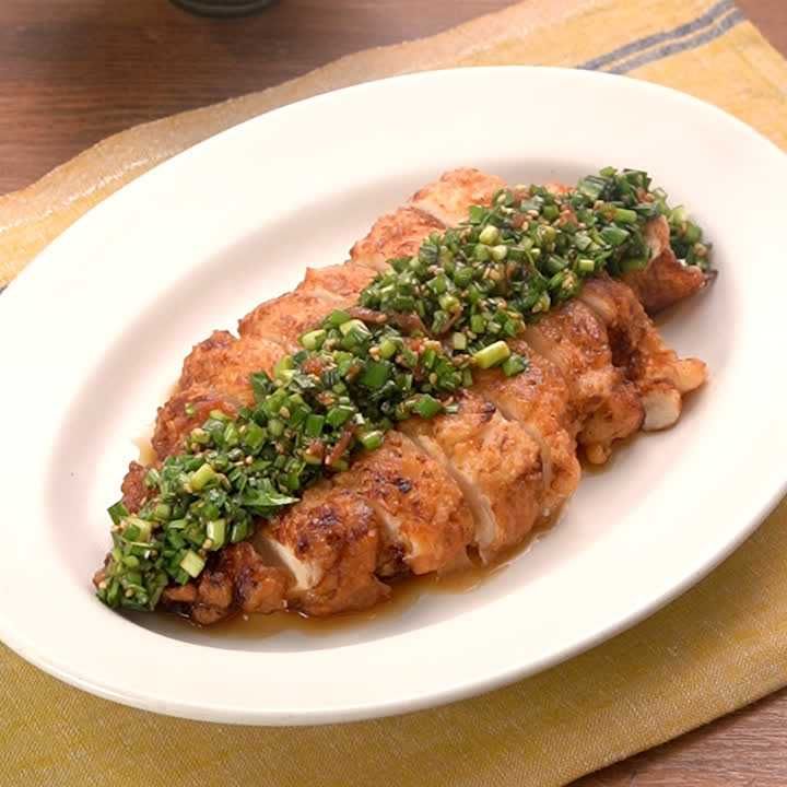鶏むね肉の大判唐揚げ