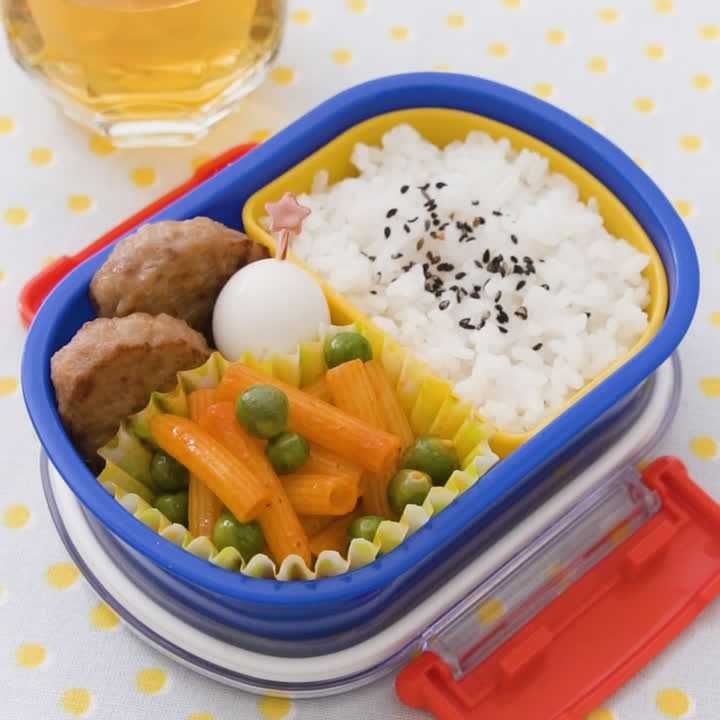 マカロニとグリーンピースのケチャップ炒め