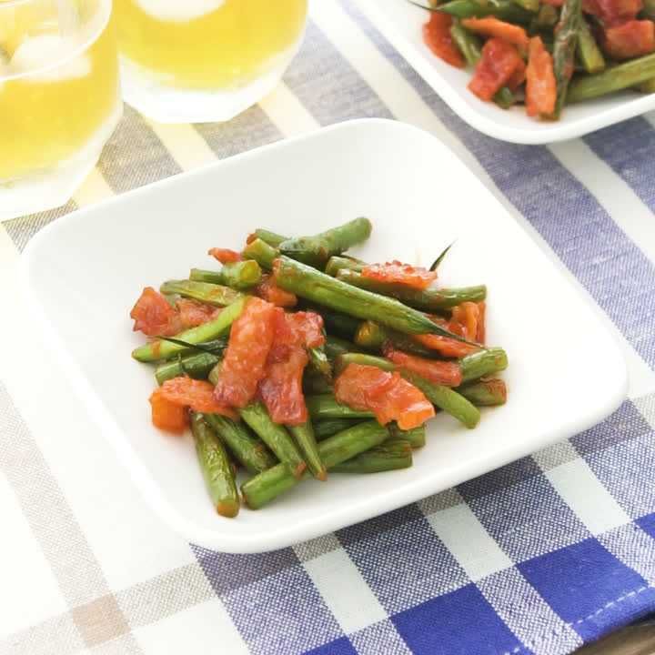 いんげんとベーコンのケチャップ炒め