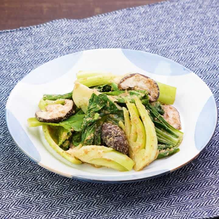 チンゲン菜としいたけのごま和え