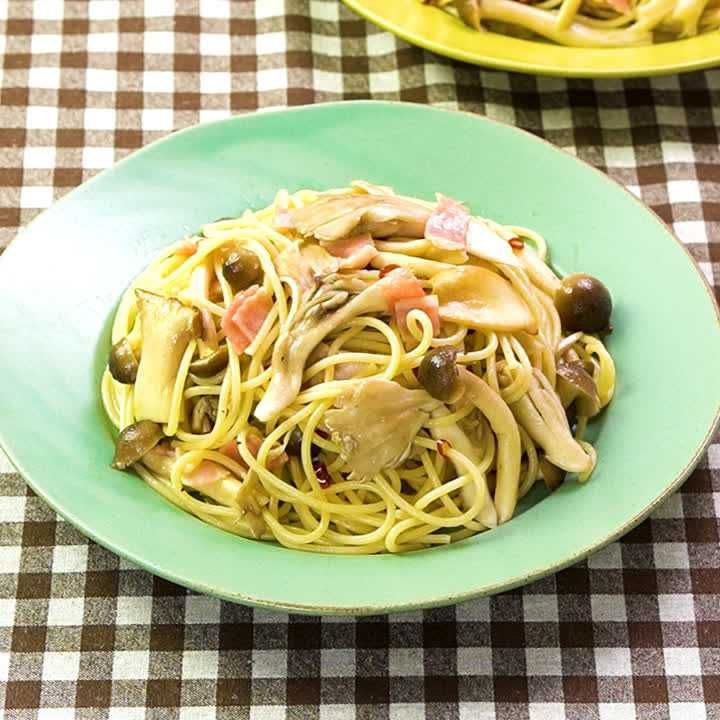 3種きのこのペペロンチーノ
