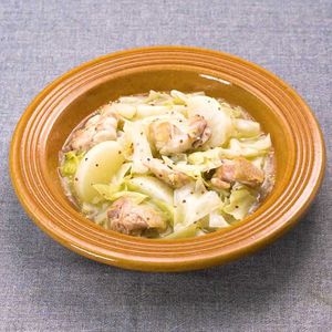 「鶏肉とキャベツのスープ煮」のレシピ動画