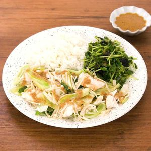 「鶏むね肉とえのきのレンジ蒸しプレート」のレシピ動画