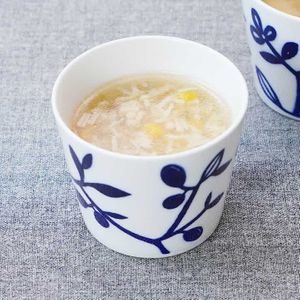 「えのきとコーンのスープ」のレシピ動画