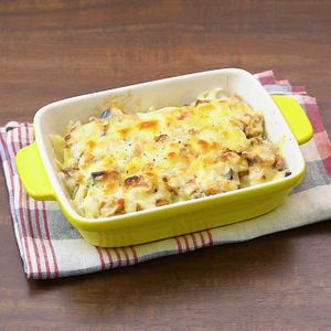 「サバ缶とじゃがいものみそグラタン風」のレシピ動画