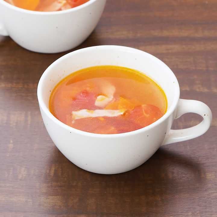 ベーコンとミニトマトのスープ