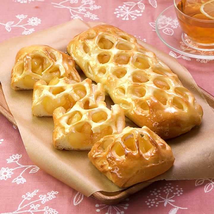 大きなりんごパン