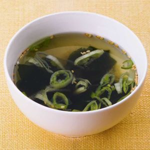 「ねぎとわかめのしょうがスープ」のレシピ動画