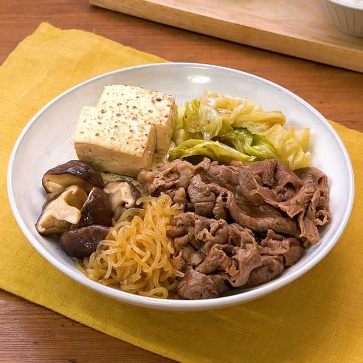 手軽なすき焼き! 牛肉とキャベツのすき焼き風のレシピ動画・作り方 | DELISH KITCHEN