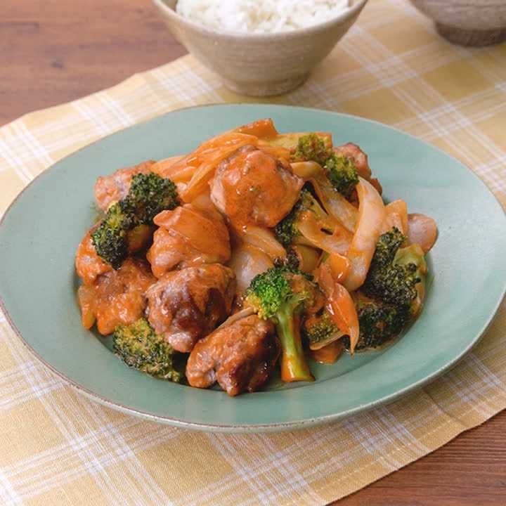 豚こまボールのケチャマヨあえ